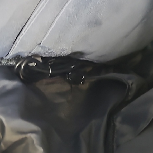 Lovevook Charging Black Backpack with Structured Design and Durable Fabric - Picture 7 of 8